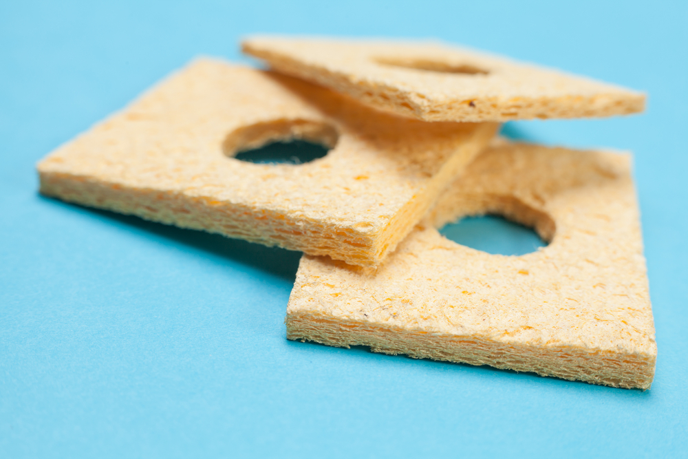 Sponges for cleaning the soldering iron’s tip