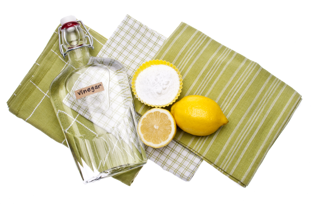 lemon, baking soda and vinegar