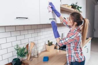 Your Full Guide to How to Clean Kitchen Cabinets