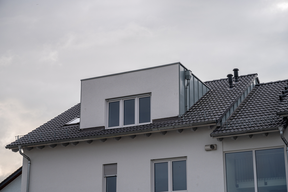 Flat roof dormer window