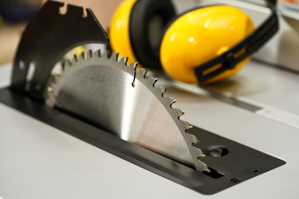 A table saw is the best way to cut thick plexiglass in a straight line