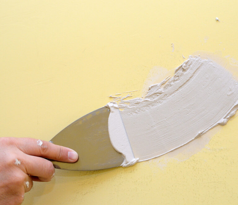 Joint Compound vs. Spackle: How to Putty Your Walls the Right Way