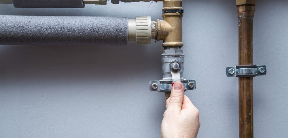How to Turn Off Water to Your House - Tool Digest - How To Turn Off The Water In Your House