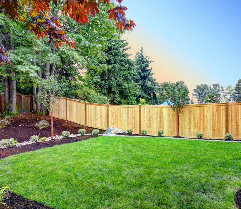 Types of Fence Materials: Choosing What’s Best for Your Needs