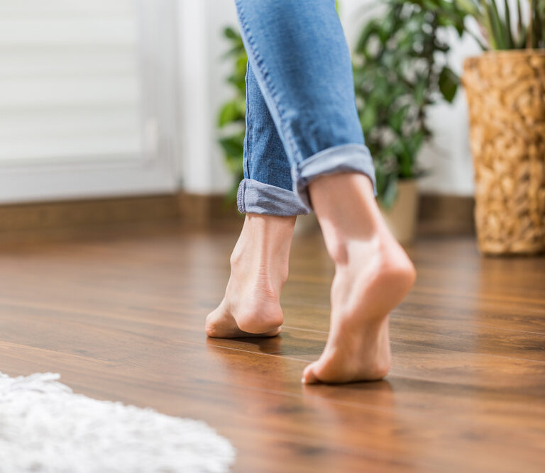 Refinishing Hardwood Floors – A Simple Step-By-Step Guide