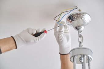 How to Install a Light Fixture – A Simple DIY Guide